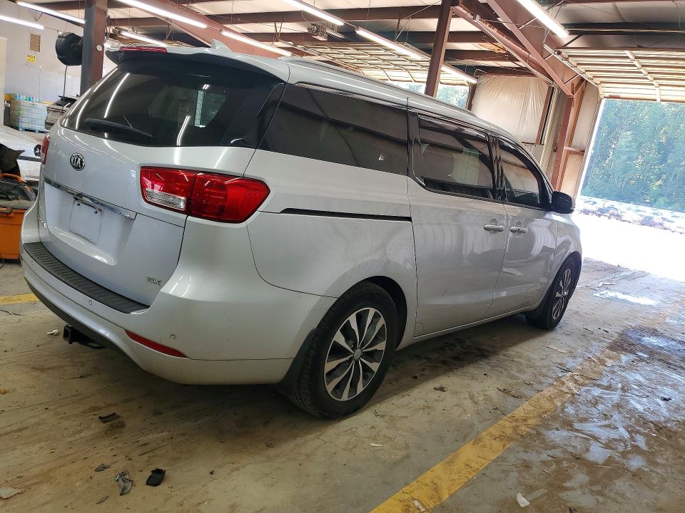 67655536 :رقم المزاد ، KNDMC5C13J6348819 vin ، 2018 Kia Sedona مزاد بيع