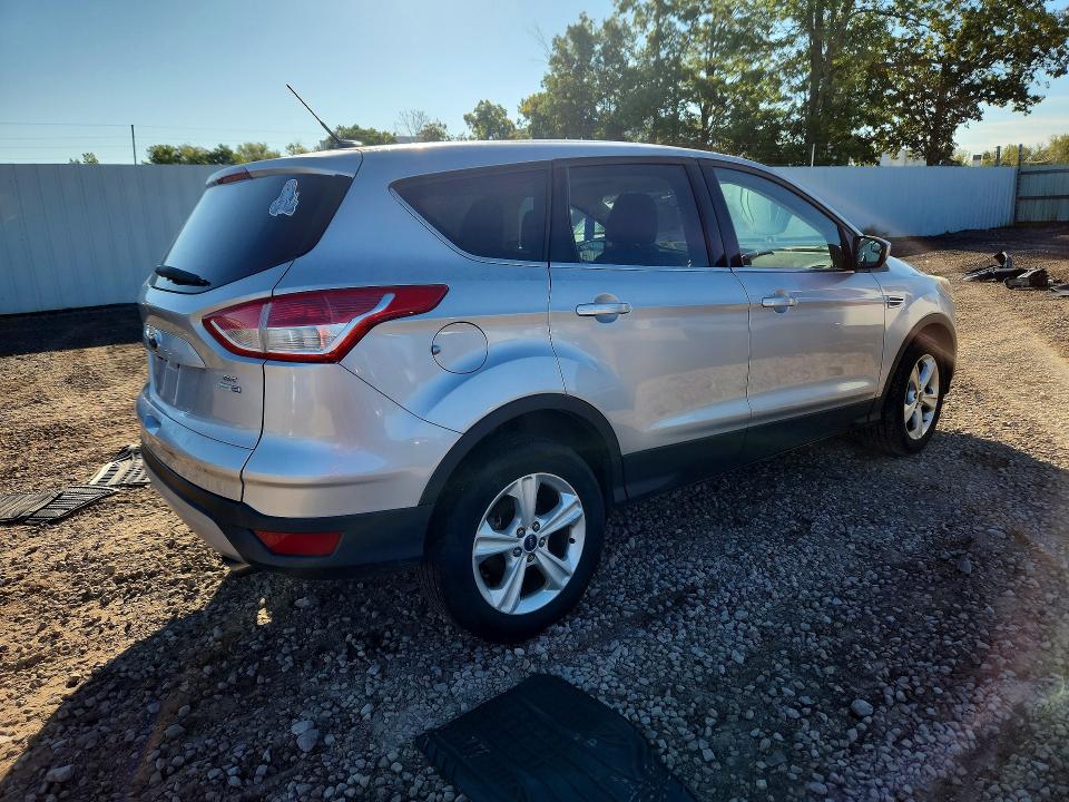 Продажа на аукционе авто 2015 Ford Escape, vin: 1FMCU9G95FUB41542, номер лота: 69789596