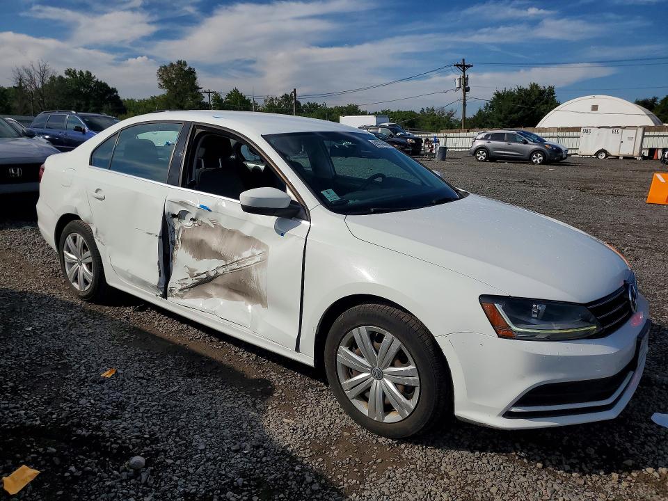 2017 Volkswagen Jetta მანქანა იყიდება აუქციონზე, vin: 3VW2B7AJXHM294628, აუქციონის ნომერი: 68338346