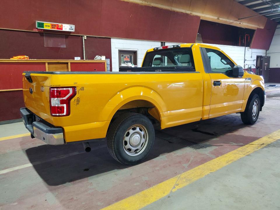 70954406 :رقم المزاد ، 1FTMF1C59JKF08728 vin ، 2018 Ford F150 مزاد بيع