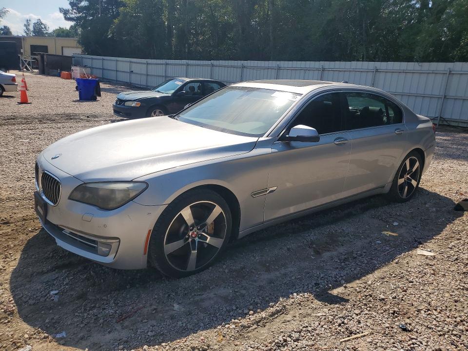 Продаж на аукціоні авто 2013 Bmw 750, vin: WBAYF8C58DDE59394, номер лоту: 70031526