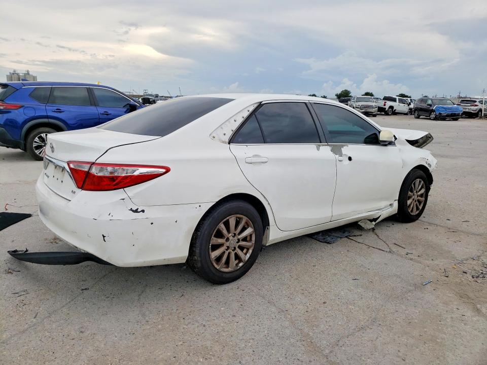 Продаж на аукціоні авто 2015 Toyota Camry, vin: 4T4BF1FK6FR512760, номер лоту: 68505776