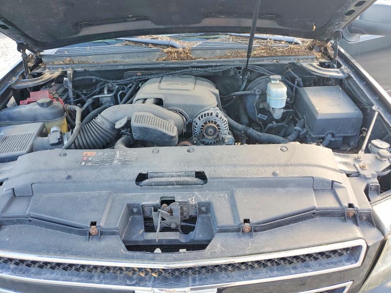 68548626 :رقم المزاد ، 1GNSCJE09DR358947 vin ، 2013 Chevrolet Suburban مزاد بيع