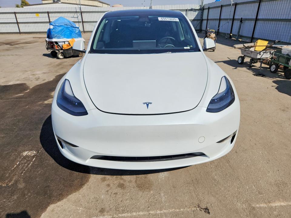 Продажа на аукционе авто 2022 Tesla Model Y, vin: 7SAYGDEF7NF410230, номер лота: 69415626