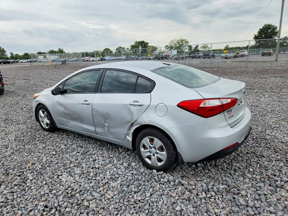 68490616 :رقم المزاد ، KNAFK4A61F5370140 vin ، 2015 Kia Forte مزاد بيع