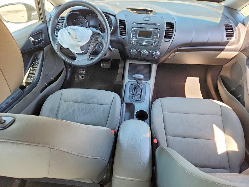 2015 Kia Forte მანქანა იყიდება აუქციონზე, vin: KNAFK4A68F5375058, აუქციონის ნომერი: 68630726