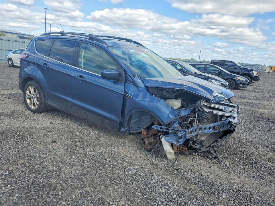 68743746 :رقم المزاد ، 1FMCU0HD2JUC81636 vin ، 2018 Ford Escape مزاد بيع