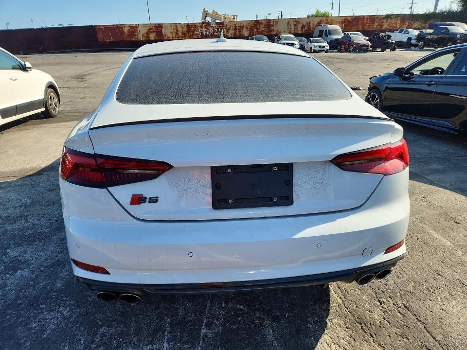 2018 Audi S5 მანქანა იყიდება აუქციონზე, vin: WAUC4CF53JA089691, აუქციონის ნომერი: 70232646