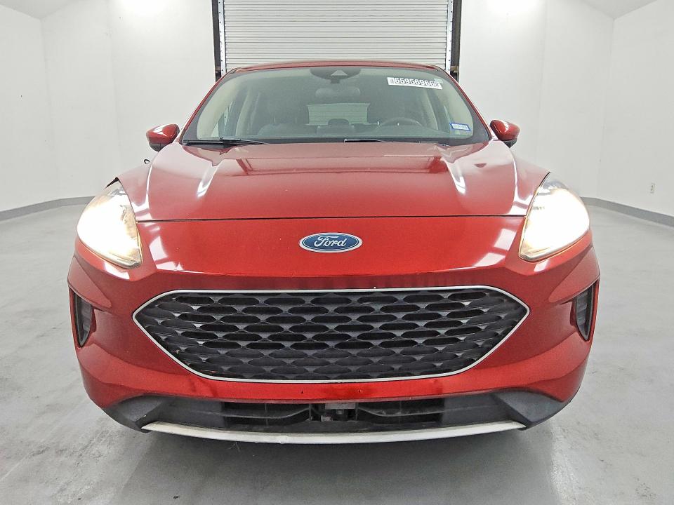 65956966 :رقم المزاد ، 1FMCU0G68LUB02599 vin ، 2020 Ford Escape مزاد بيع