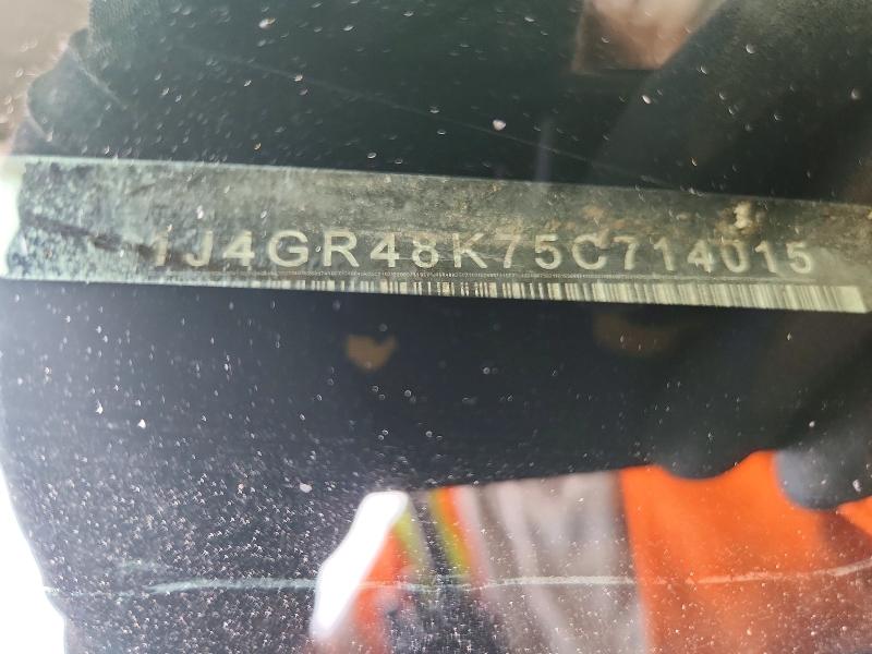 2005 Jeep Grand Cherokee მანქანა იყიდება აუქციონზე, vin: 1J4GR48K75C714015, აუქციონის ნომერი: 68219526