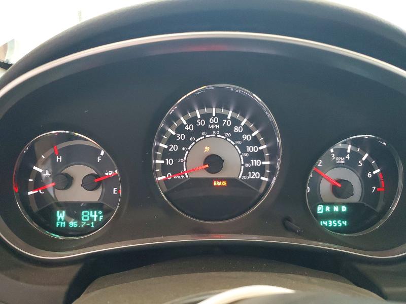 67833656 :رقم المزاد ، 1C3BC1FB1BN562305 vin ، 2011 Chrysler 200 مزاد بيع