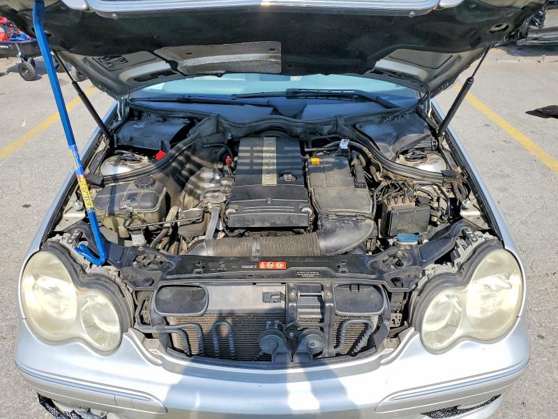 2005 Mercedes-benz C მანქანა იყიდება აუქციონზე, vin: WDBRF40J15G619022, აუქციონის ნომერი: 68679326