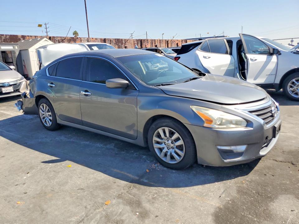 Продажа на аукционе авто 2015 Nissan Altima, vin: 1N4AL3APXFN889657, номер лота: 70252256