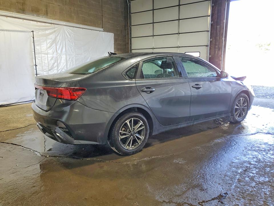 2024 Kia Forte მანქანა იყიდება აუქციონზე, vin: 3KPF24AD6RE827017, აუქციონის ნომერი: 69707126