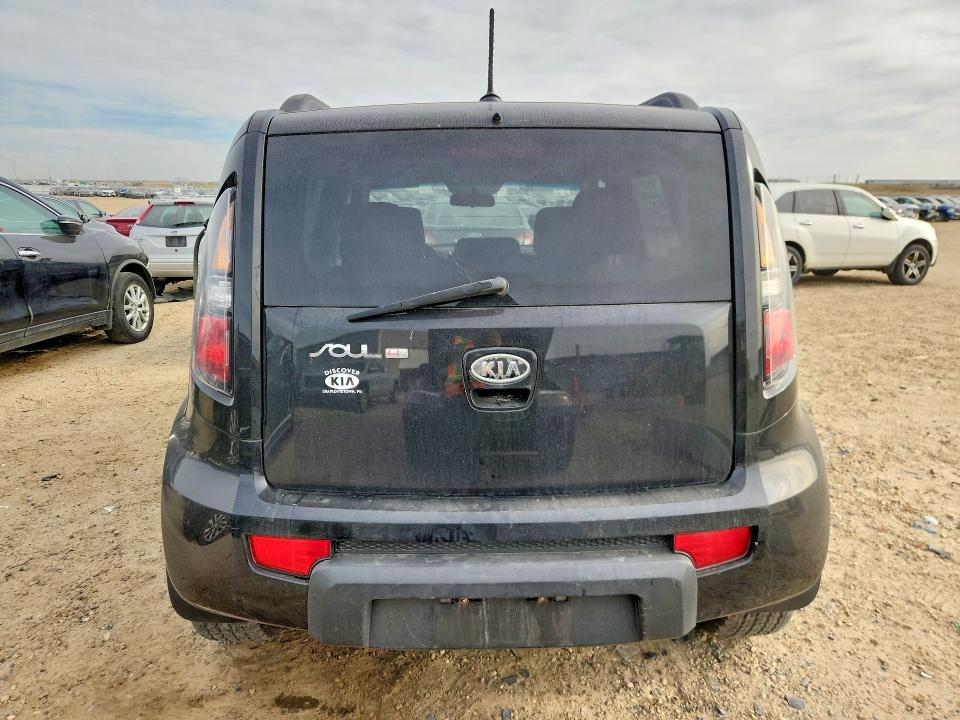 2011 Kia Soul მანქანა იყიდება აუქციონზე, vin: KNDJT2A21B7210270, აუქციონის ნომერი: 69108256