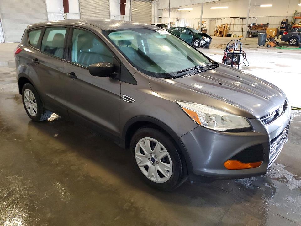2013 Ford Escape მანქანა იყიდება აუქციონზე, vin: 1FMCU0F74DUD69749, აუქციონის ნომერი: 70451386