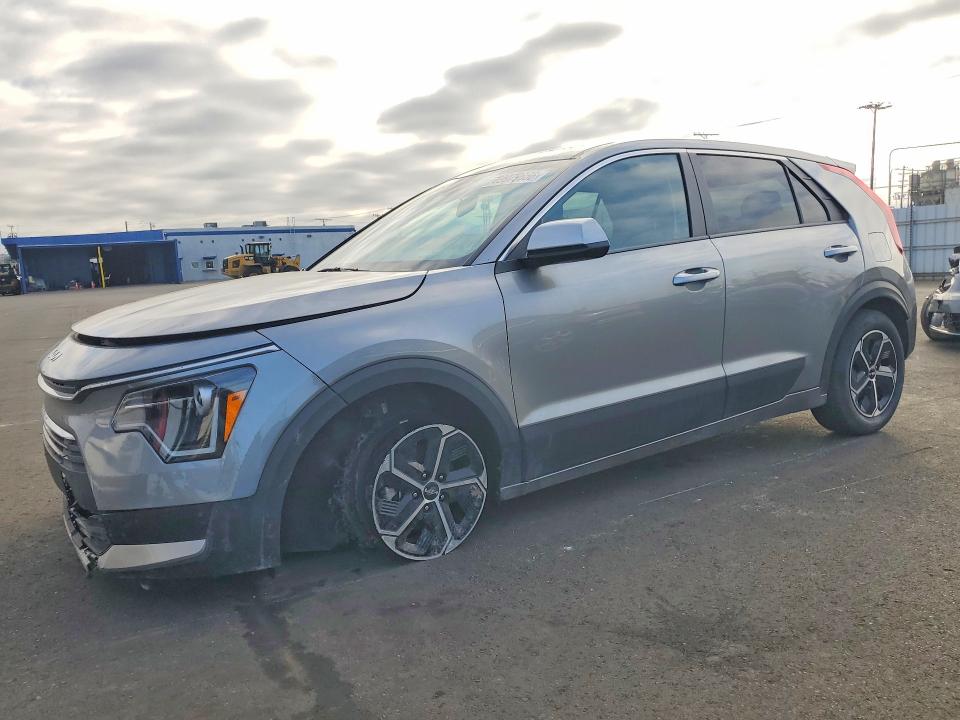Продаж на аукціоні авто 2026 Kia Niro, vin: KNDCP3LE9T5362143, номер лоту: 69979656