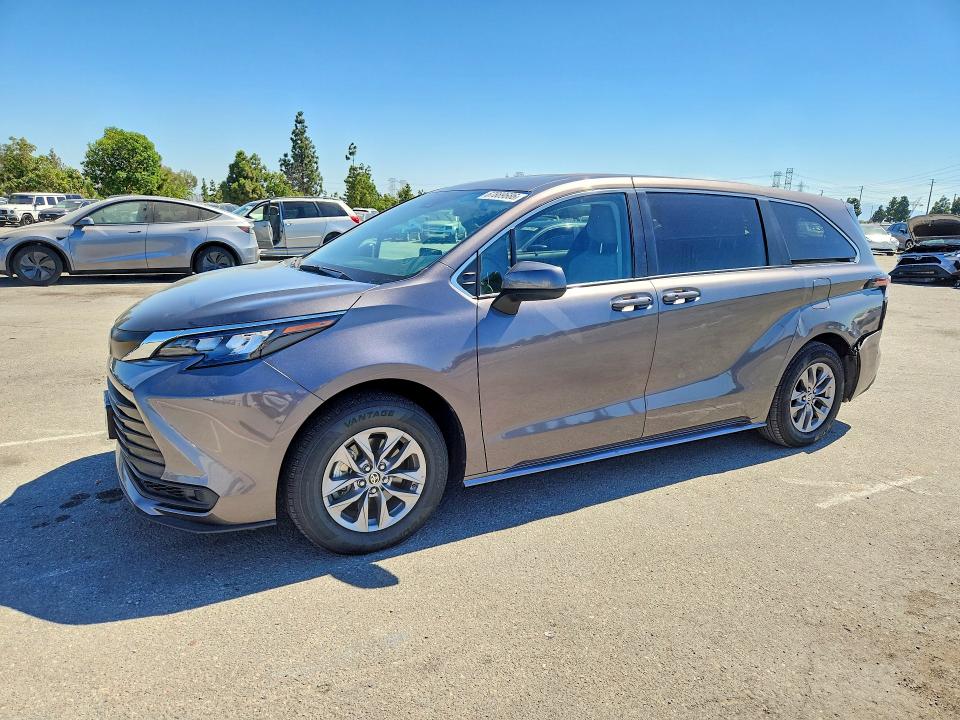 2024 Toyota Sienna მანქანა იყიდება აუქციონზე, vin: 5TDKRKEC5RS202887, აუქციონის ნომერი: 67889686