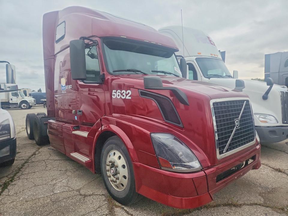 2012 Volvo Vn მანქანა იყიდება აუქციონზე, vin: 4V4NC9TH5CN554116, აუქციონის ნომერი: 69822836