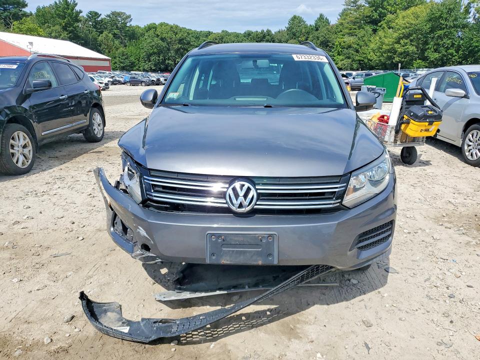 2015 Volkswagen Tiguan მანქანა იყიდება აუქციონზე, vin: WVGAV7AXXFW540774, აუქციონის ნომერი: 67332336