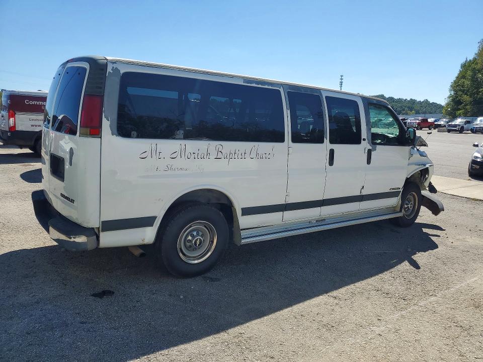 70699206 :رقم المزاد ، 1GAHG39G621126806 vin ، 2002 Chevrolet Express G3500 مزاد بيع