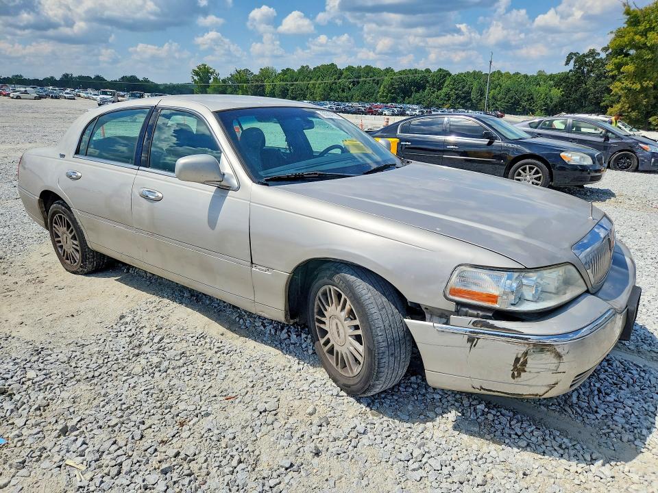 Aukcja sprzedaży 2008 Lincoln Town Car, vin: 2LNHM82V68X659711, numer aukcji: 65834156