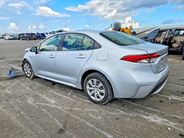 Продаж на аукціоні авто 2022 Toyota Corolla, vin: JTDEPMAE9NJ220144, номер лоту: 69874986