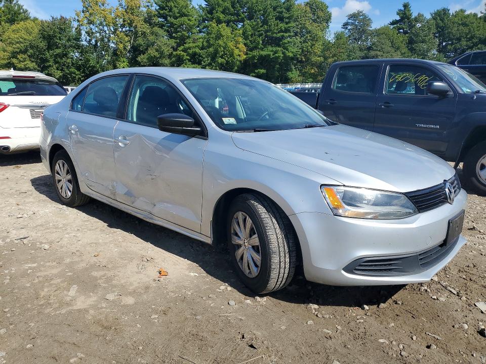 69256406 :رقم المزاد ، 3VW2K7AJ7CM380164 vin ، 2012 Volkswagen Jetta مزاد بيع