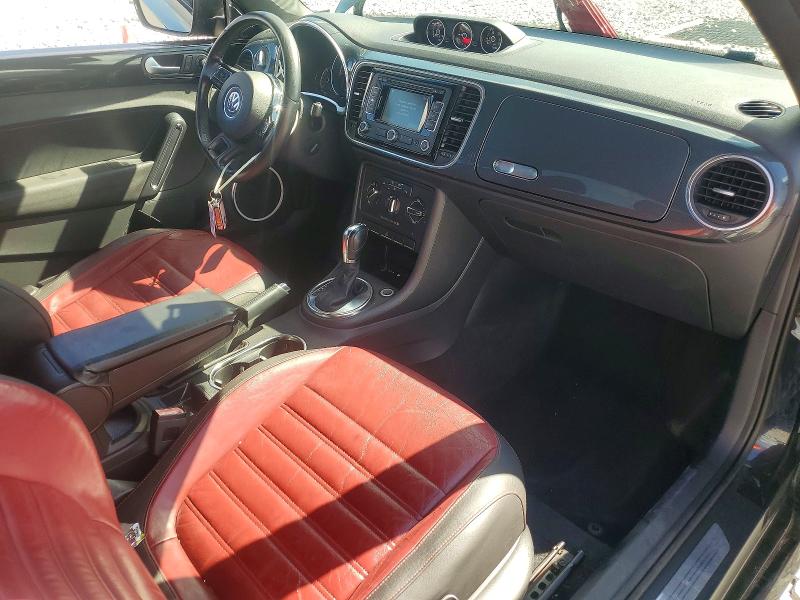 67664896 :رقم المزاد ، 3VWVA7AT0CM661336 vin ، 2012 Volkswagen Beetle مزاد بيع