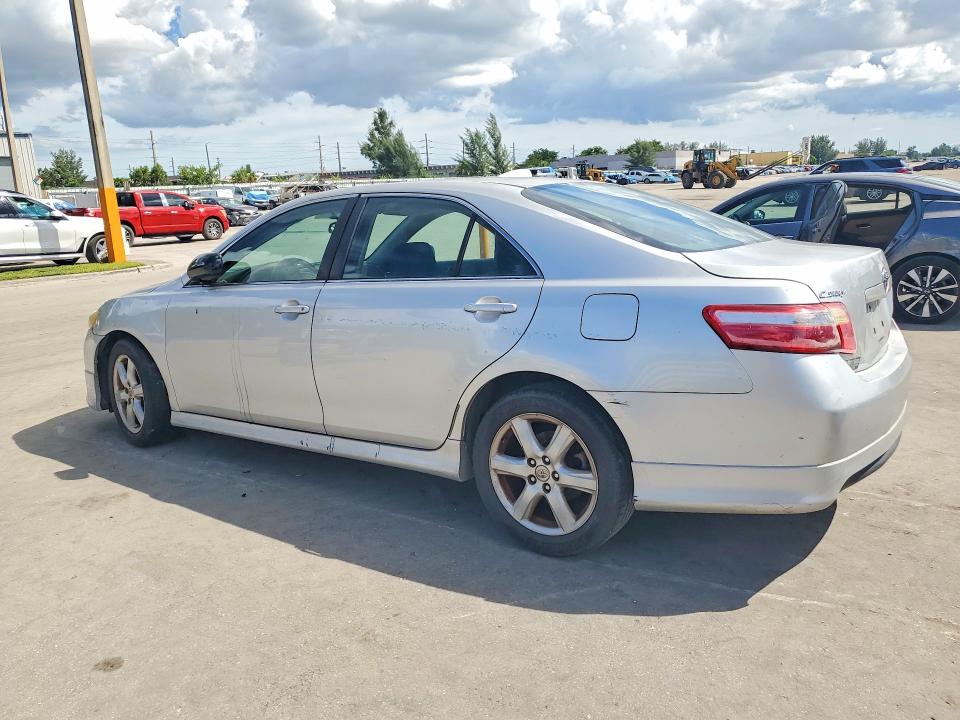 70083186 :رقم المزاد ، 4T1BE46K68U213013 vin ، 2008 Toyota Camry مزاد بيع