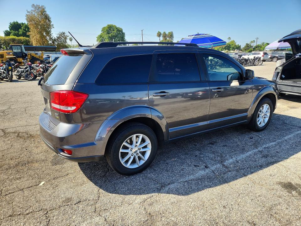 69816206 :رقم المزاد ، 3C4PDCBG5FT727404 vin ، 2015 Dodge Journey مزاد بيع