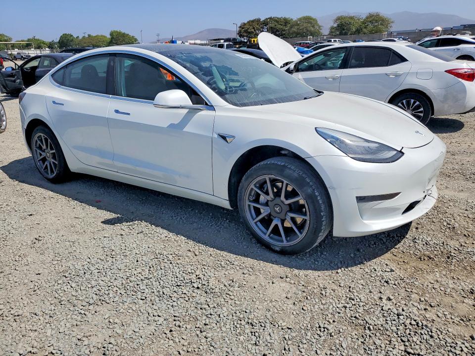 69064566 :رقم المزاد ، 5YJ3E1EA8LF633258 vin ، 2020 Tesla Model 3 مزاد بيع
