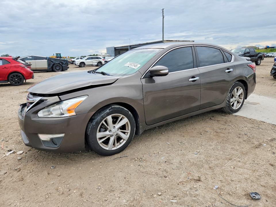 Продаж на аукціоні авто 2014 Nissan Altima, vin: 1N4AL3AP1EC111676, номер лоту: 71072546