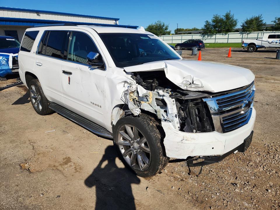 69996556 :رقم المزاد ، 1GNSKCKC6FR679778 vin ، 2015 Chevrolet Tahoe مزاد بيع