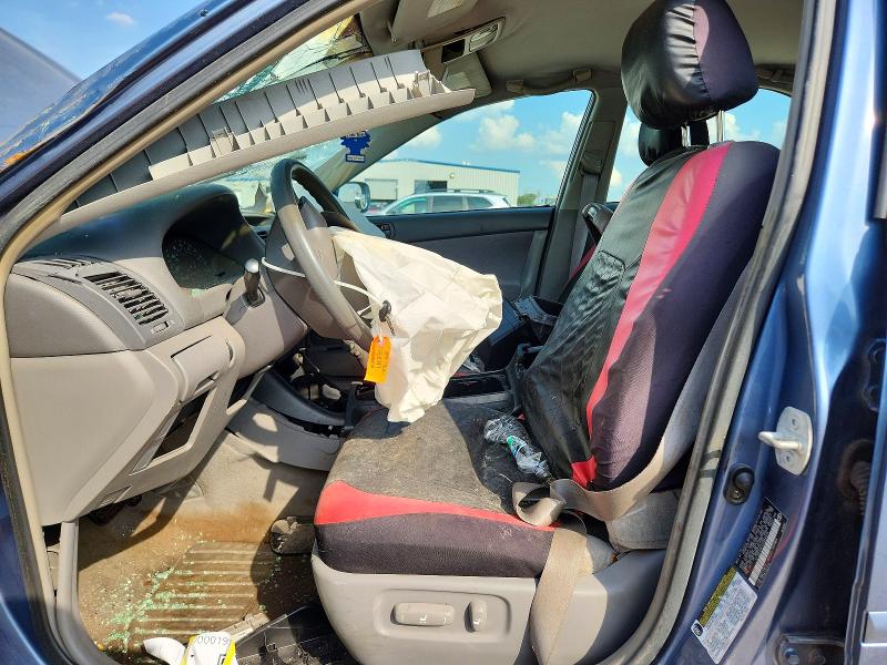 70477326 :رقم المزاد ، 4T1BE32K14U856914 vin ، 2004 Toyota Camry مزاد بيع