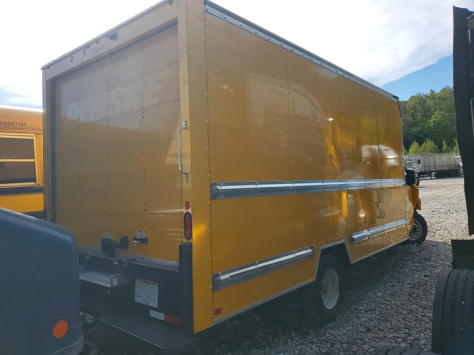 70528226 :رقم المزاد ، 7GZ37TC71NN006597 vin ، 2022 Gmc Savana مزاد بيع