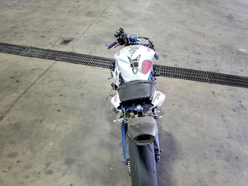 2011 Triumph Motorcycle Daytona მანქანა იყიდება აუქციონზე, vin: SMTD00NSXBJ448398, აუქციონის ნომერი: 68847466