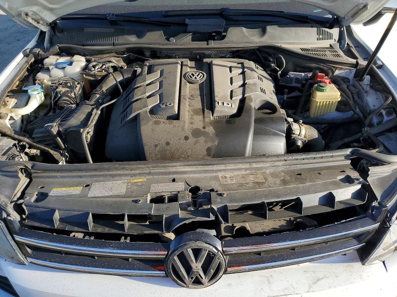 Продажа на аукционе авто 2014 Volkswagen Touareg, vin: WVGEP9BP1ED007101, номер лота: 68679426