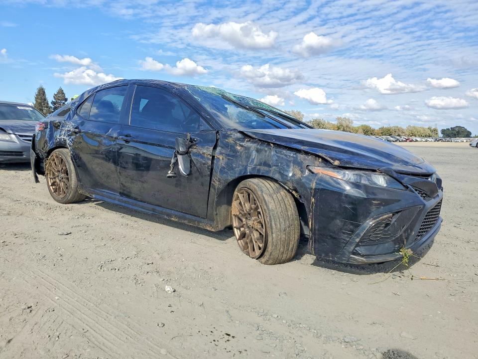 2023 Toyota Camry Hybrid მანქანა იყიდება აუქციონზე, vin: 4T1G31AK7PU057208, აუქციონის ნომერი: 67814426