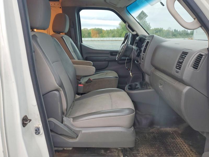 69173086 :رقم المزاد ، 1N6BF0KX9FN801150 vin ، 2015 Nissan Nv مزاد بيع