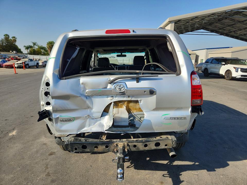 69989906 :رقم المزاد ، JTEZU14R18K012180 vin ، 2008 Toyota 4runner مزاد بيع