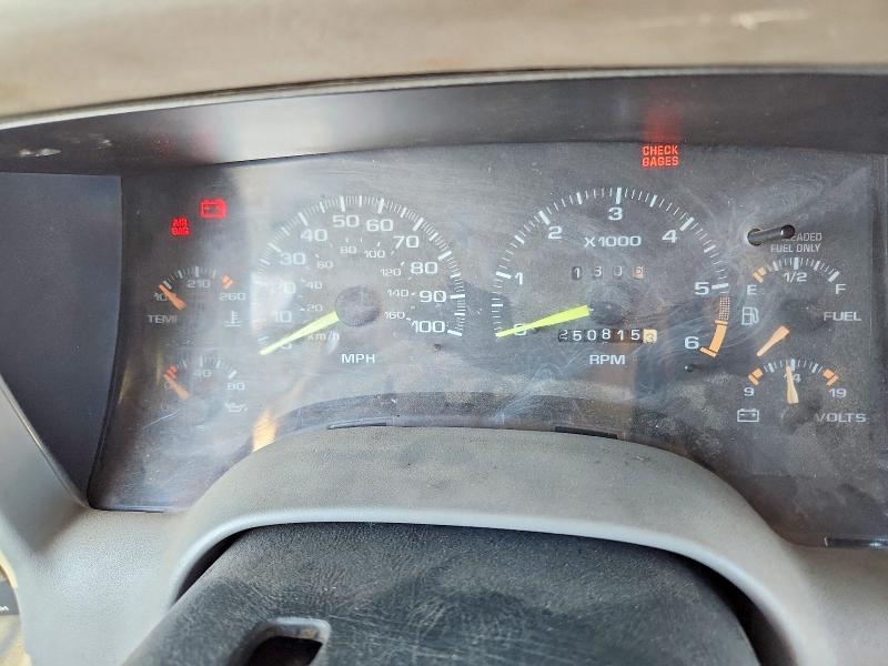 67684516 :رقم المزاد ، 1GNCS13W6V2171478 vin ، 1997 Chevrolet Blazer مزاد بيع