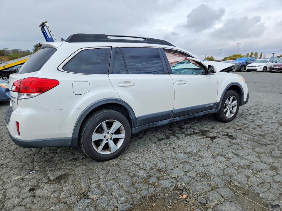 Продажа на аукционе авто 2014 Subaru Outback, vin: 4S4BRBCC6E3237352, номер лота: 67903786
