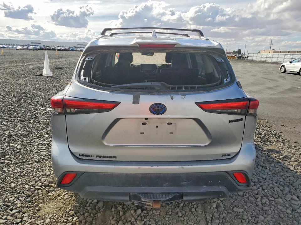 2022 Toyota Highlander Hybrid მანქანა იყიდება აუქციონზე, vin: 5TDGBRCH6NS542562, აუქციონის ნომერი: 67011216