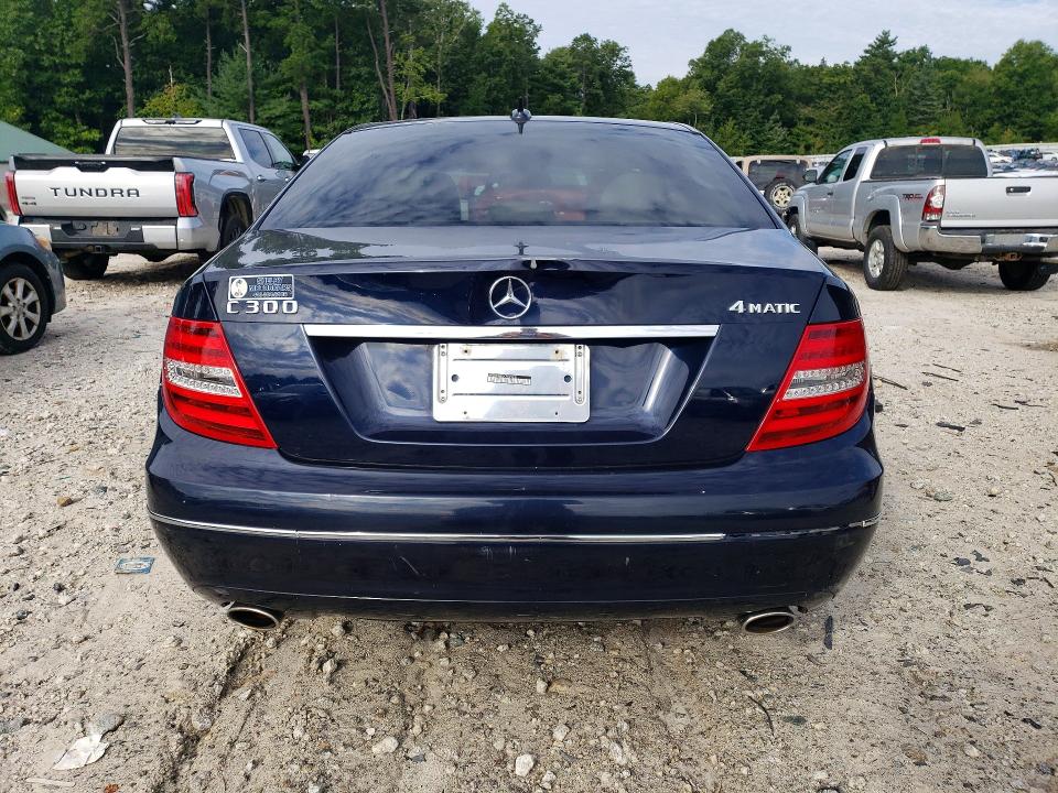 68252976 :رقم المزاد ، WDDGF8BB0CR229231 vin ، 2012 Mercedes-benz C مزاد بيع