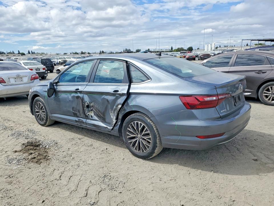 67496816 :رقم المزاد ، 3VWC57BU4MM022512 vin ، 2021 Volkswagen Jetta مزاد بيع