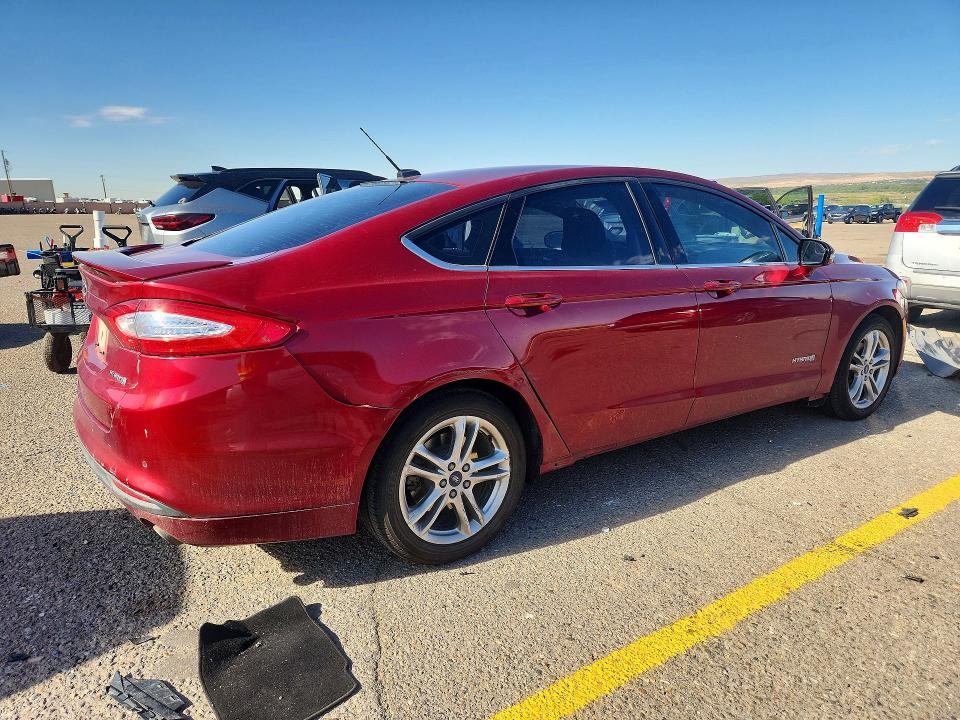 66539466 :رقم المزاد ، 3FA6P0LU0GR289921 vin ، 2016 Ford Fusion مزاد بيع