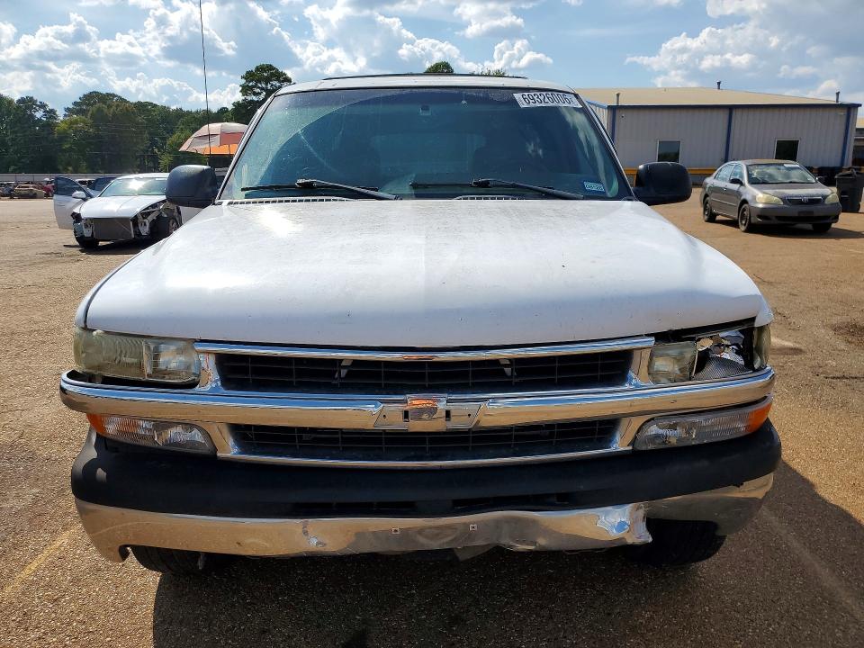 Продажа на аукционе авто 2003 Chevrolet Suburban, vin: 3GNEC16Z03G100437, номер лота: 69326006