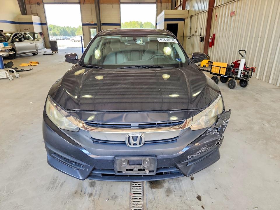 67549836 :رقم المزاد ، 19XFC2F75GE053926 vin ، 2016 Honda Civic مزاد بيع