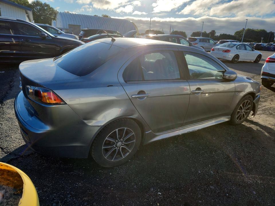 Продажа на аукционе авто 2017 Mitsubishi Lancer, vin: JA32U2FU3HU015226, номер лота: 69322876